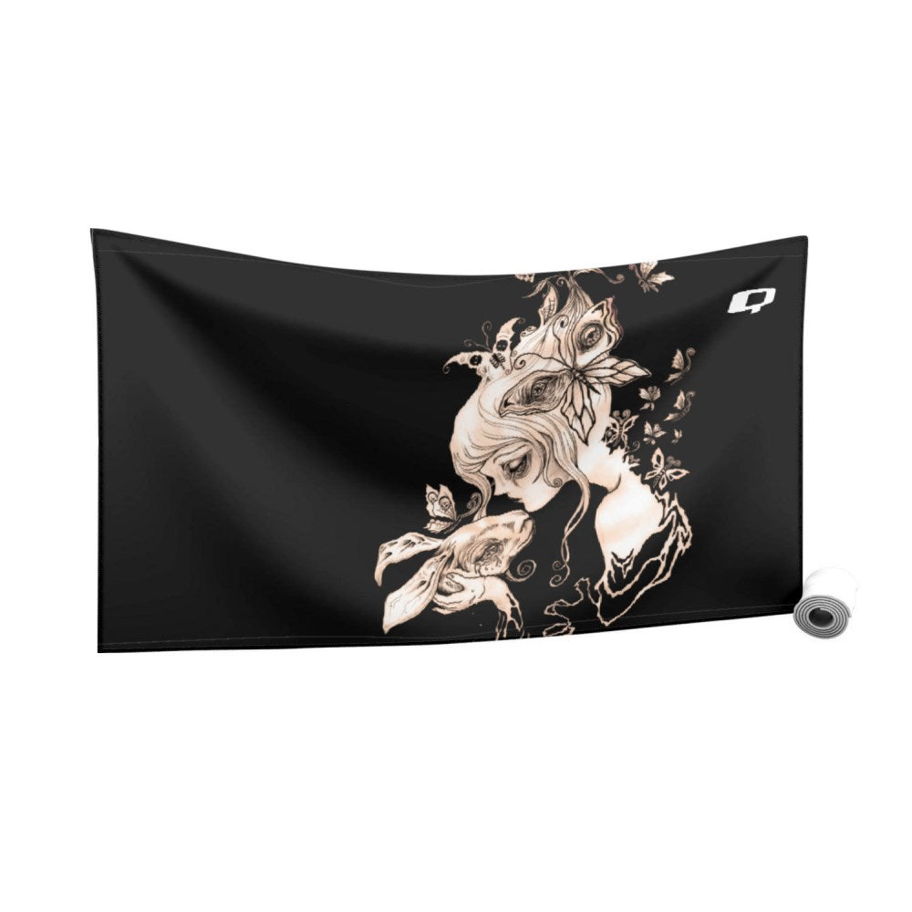 Alice Dreaming - Quick Dry Towel
